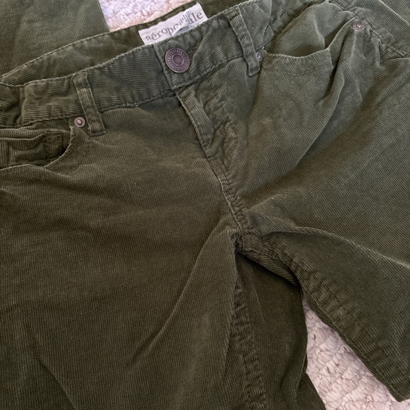 Aeropostale green corduroy pants - Picture 4 of 9